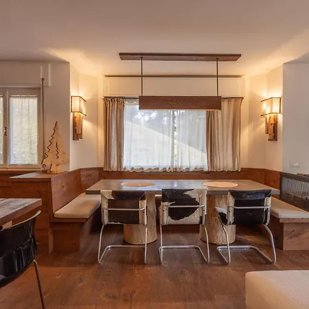 Διαμέρισμα Casa Bucaneve, Con Terrazza Panoramica Sulle Dolomiti *
