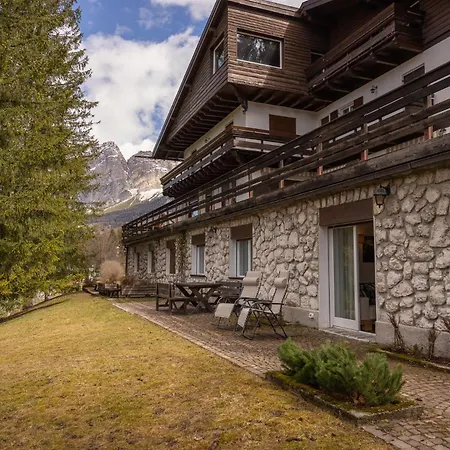 Casa Bucaneve, Con Terrazza Panoramica Sulle Dolomiti Διαμέρισμα